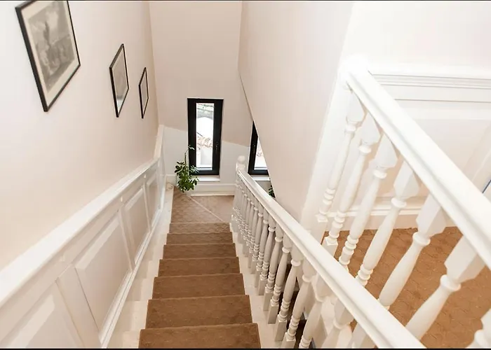 Hotelvila 22 Hotel Tirana