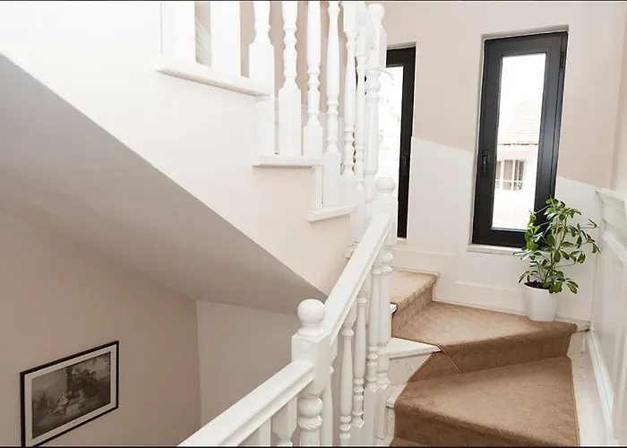 فندق Hotelvila 22 4*